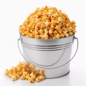 Ein Zinkeimer mit Pop Corn